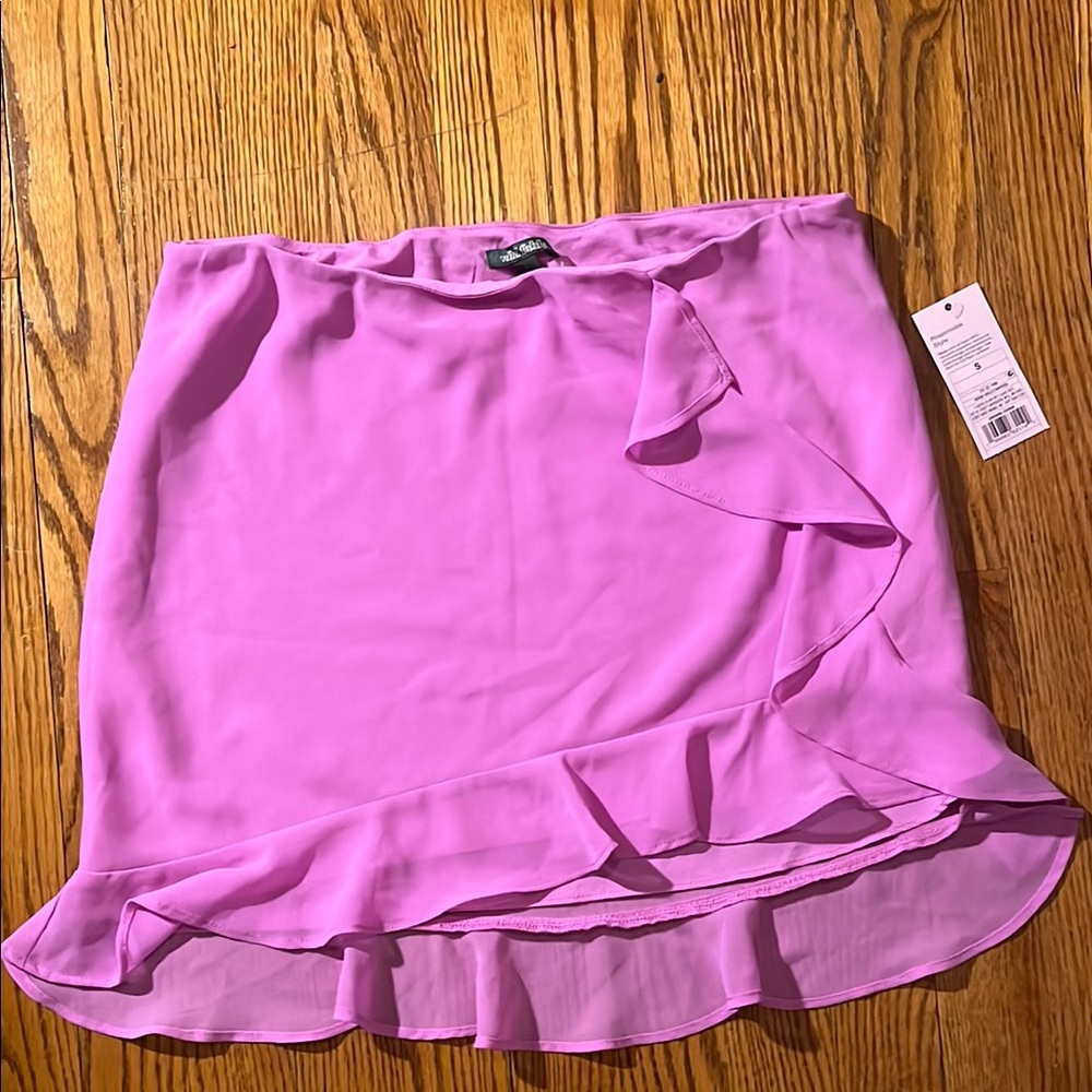 Elegant Pink Ruffle Skirt